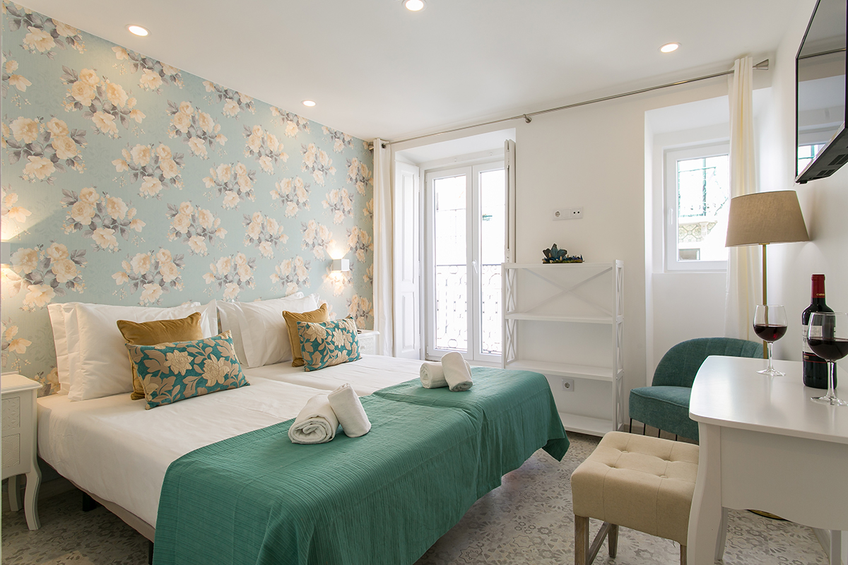 Suites Amália Guesthouse near Rossio Square, guesthouse accommodation in Lisbon on the Camino Portuguese