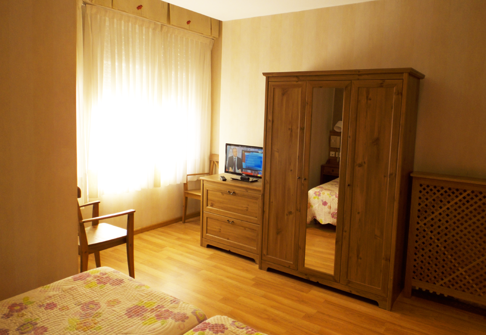 Hostal Orejas photo 6, guesthouse accommodation in León on the Camino Frances