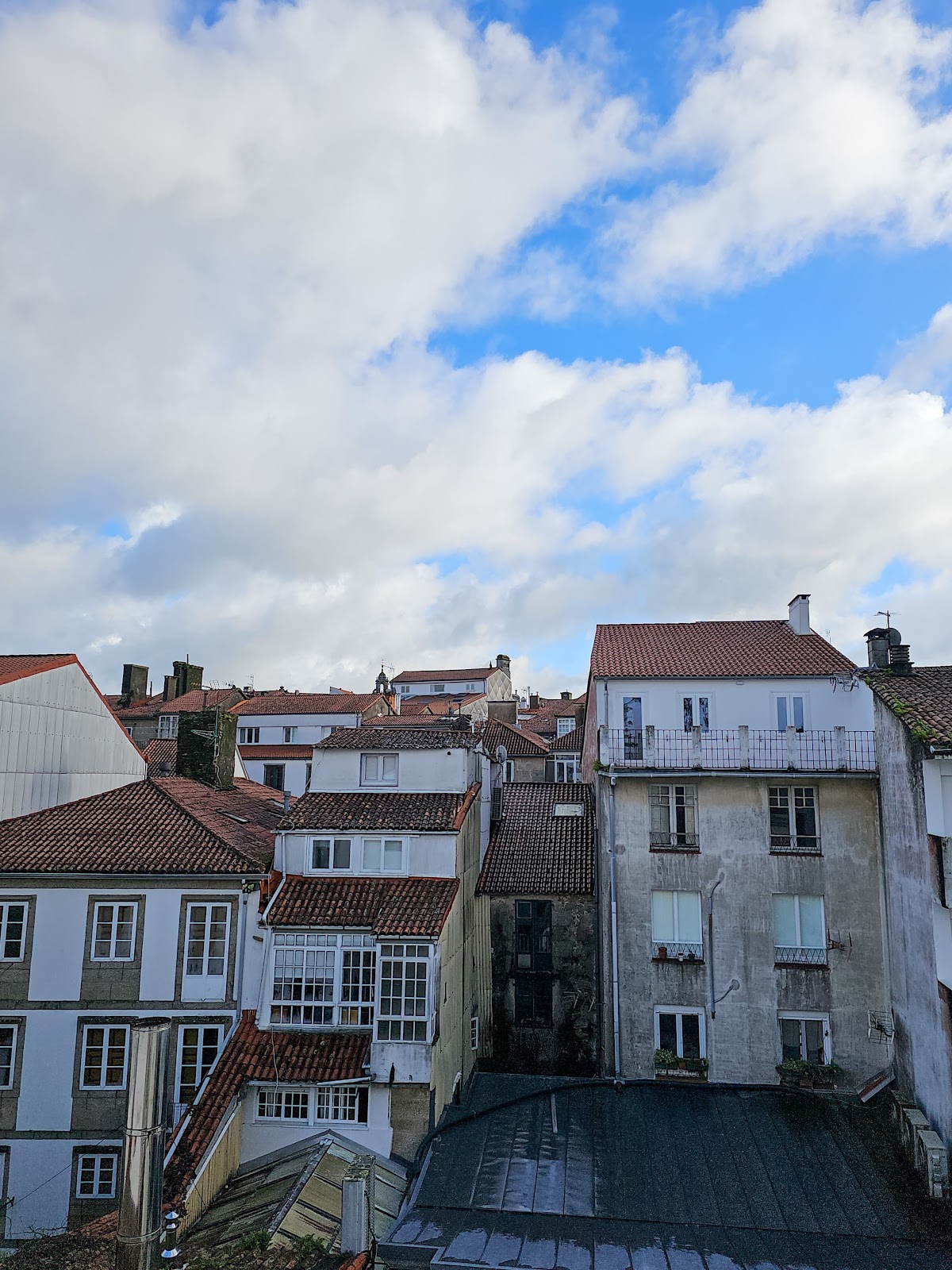 25 de Julio, hotel accommodation in Santiago de Compostela on the Camino Frances