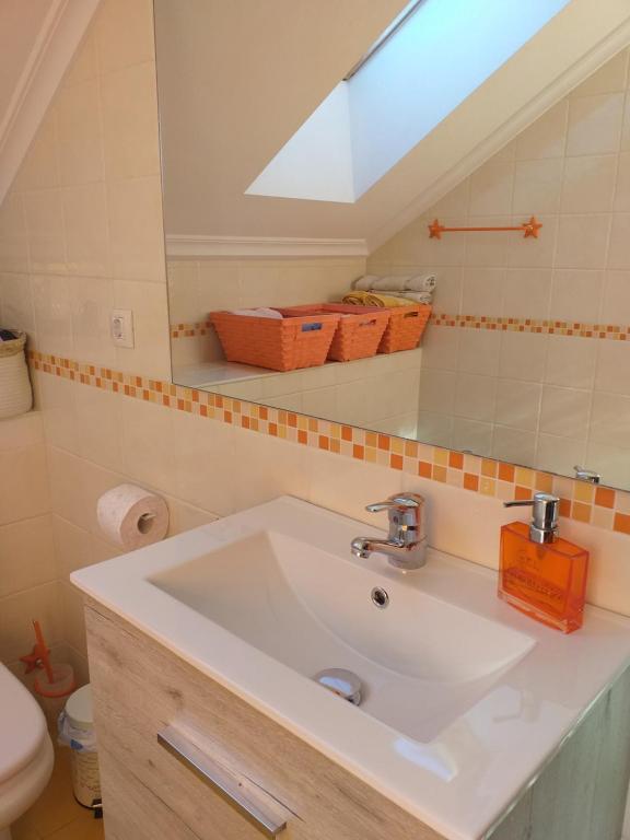 Chalet Playa del Sable photo 3, villa accommodation in Capilla del Barrio Pereo on the Camino del Norte