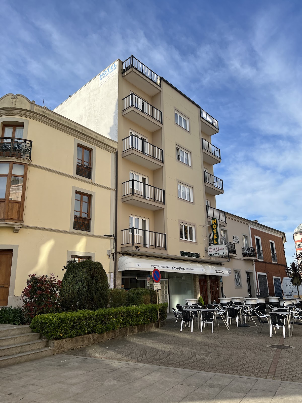 Hotel Ros Mary, hotel accommodation in Ribadeo on the Camino del Norte