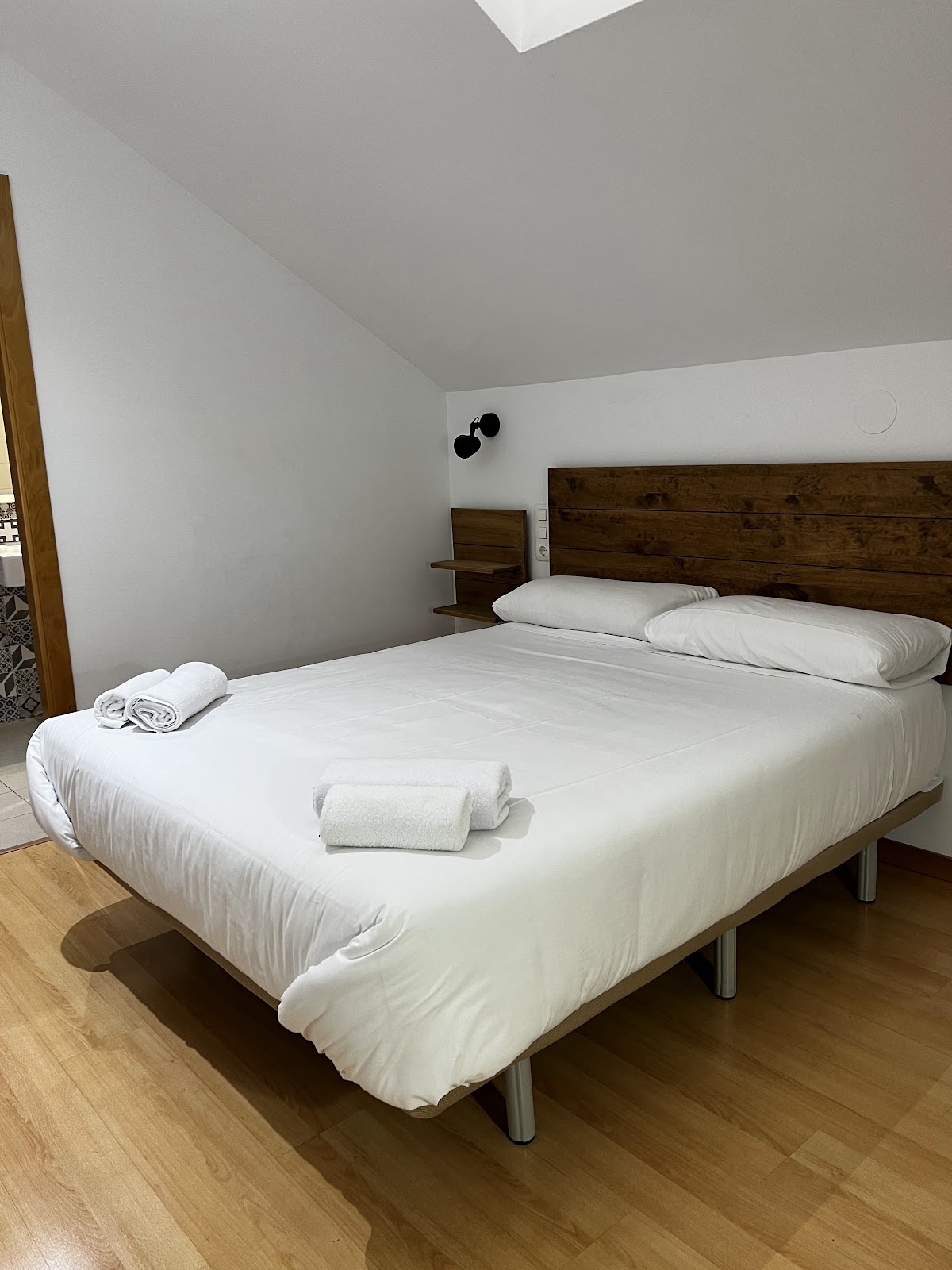Hostal Auto check in Cuéntame Evolución photo 3, guesthouse accommodation in Burgos on the Camino Frances