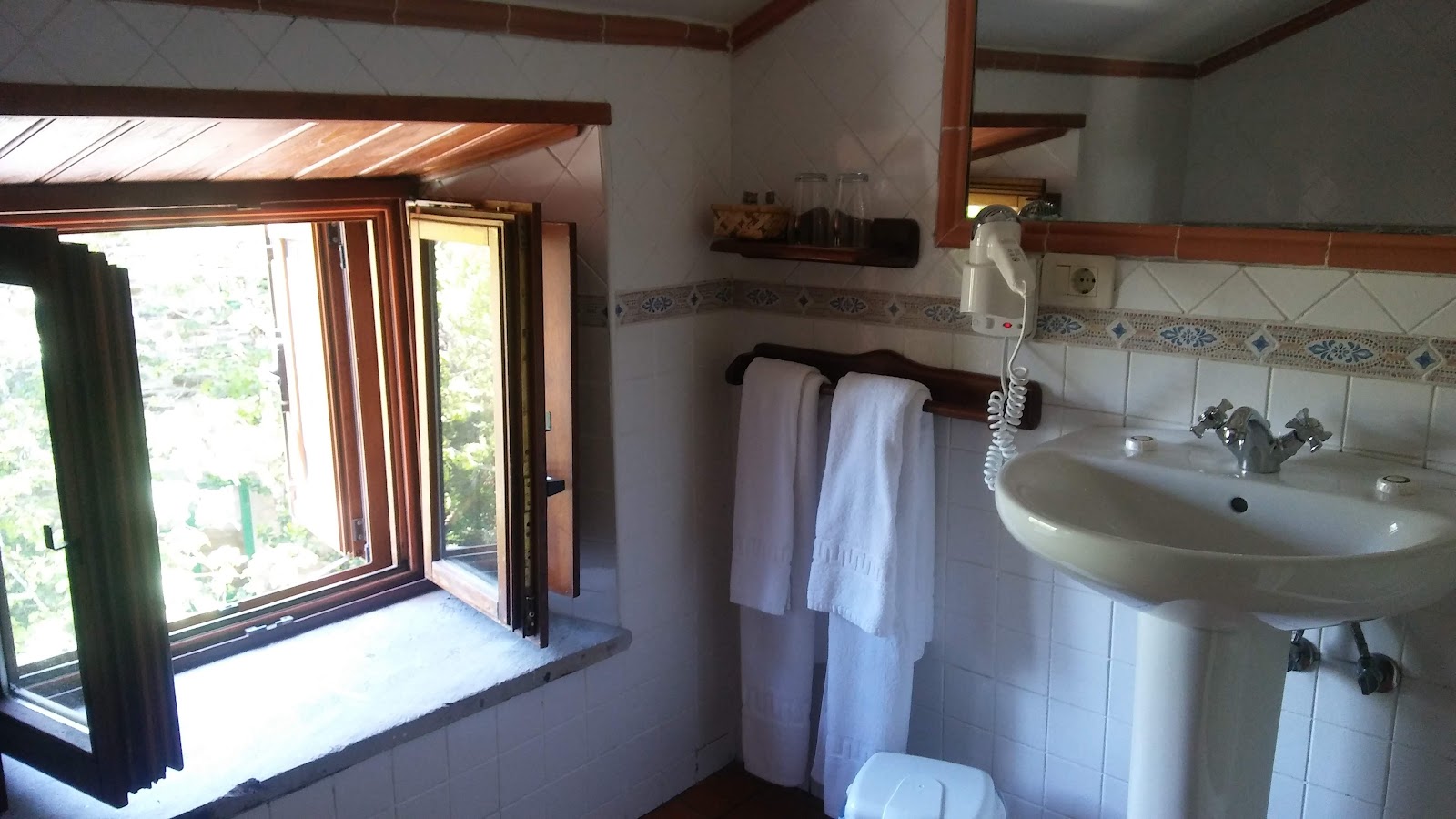Casa Navarro photo 8, guesthouse accommodation in O Cebreiro on the Camino Frances