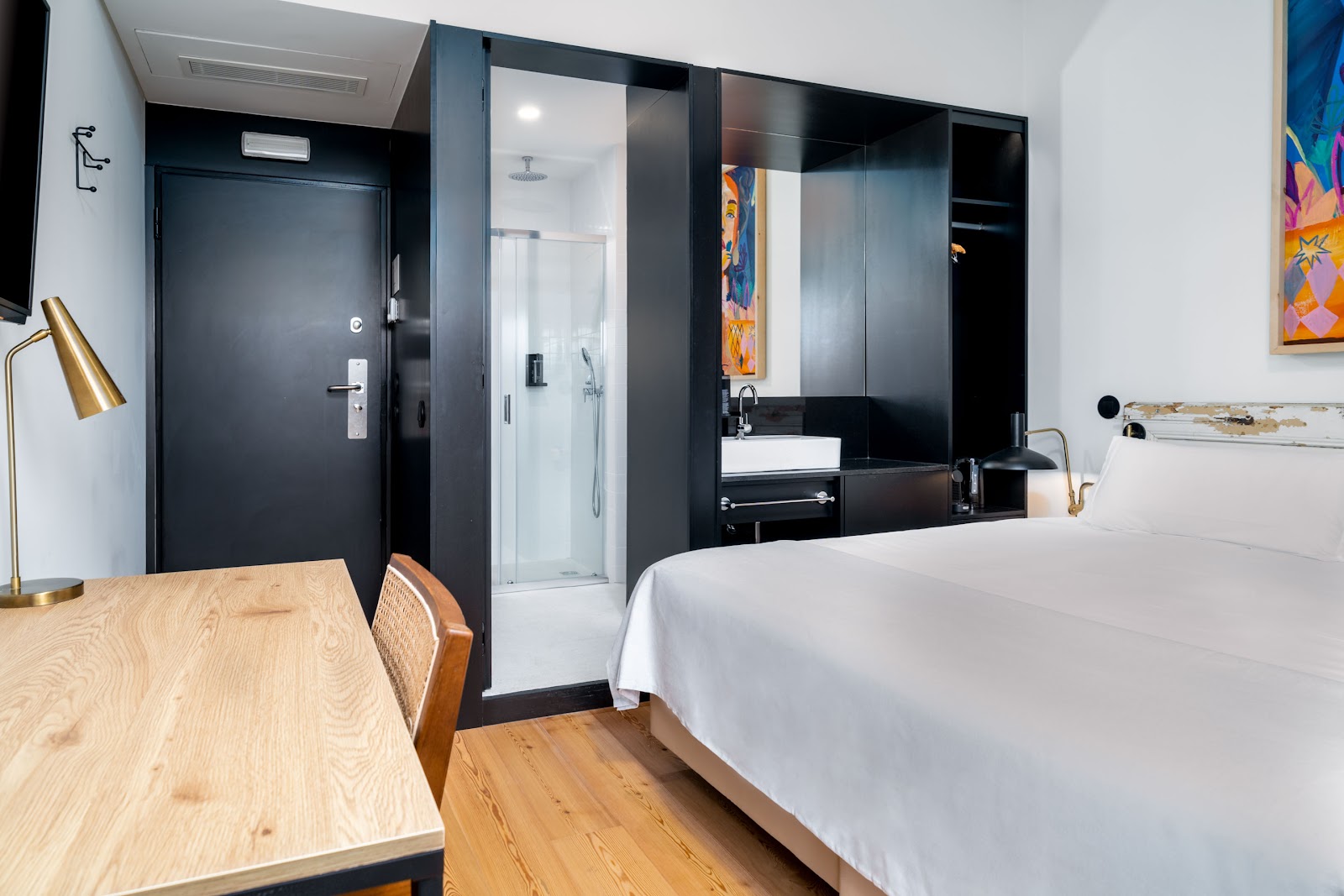 Limehome Porto Rua Das Oliveiras photo 5, accommodation listing in Porto on the Camino Portuguese