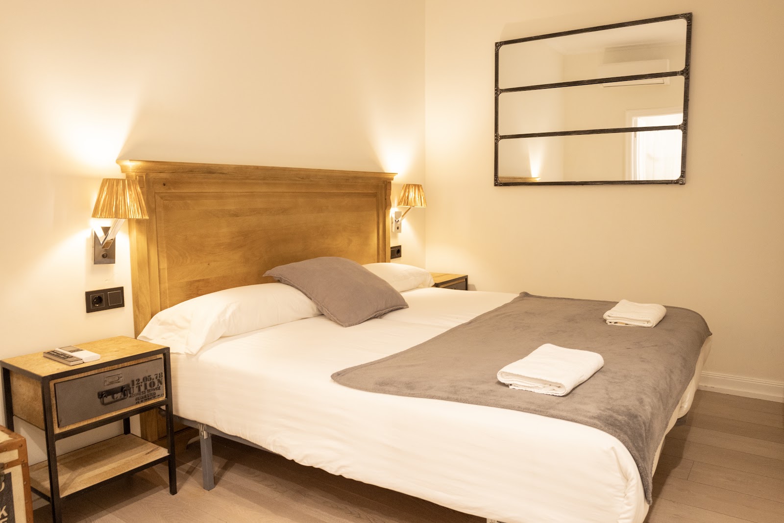 Amona Teresa Hotelito I Alojamiento Boutique en la Parte Vieja de San Sebastián photo 2, hotel accommodation in San Sebastian on the Camino del Norte