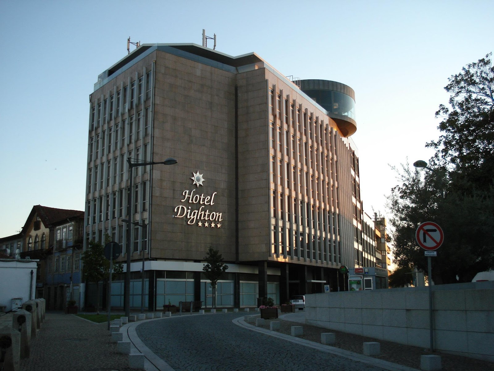 Hotel Dighton photo 13, hotel accommodation in Oliveira de Azemeis on the Camino Portuguese