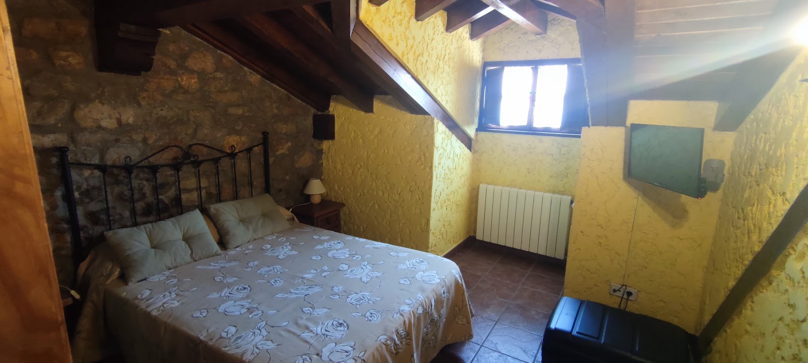 Posada Los Cántabros photo 2, pension accommodation in Capilla del Barrio Pereo on the Camino del Norte