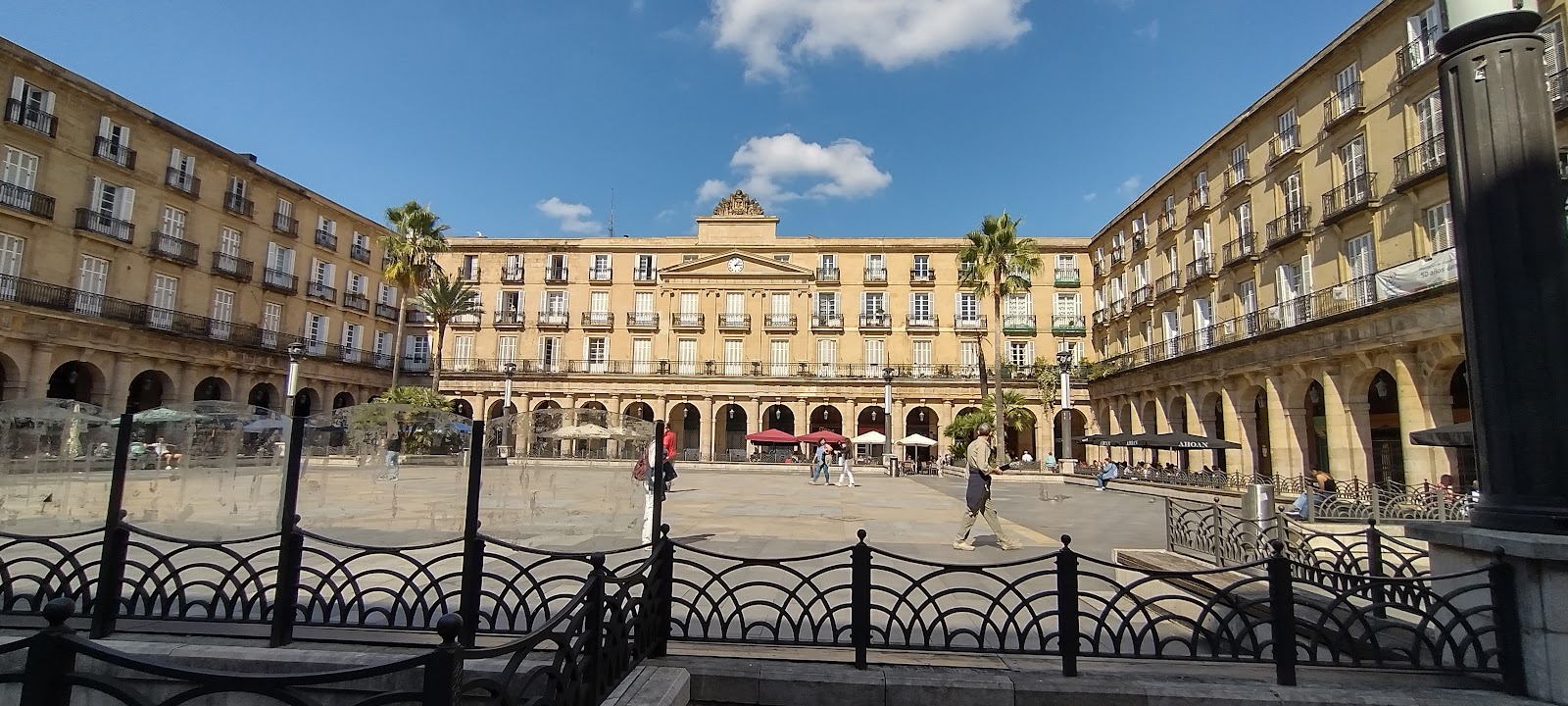 Pension Roquefer, pension accommodation in Bilbao on the Camino del Norte