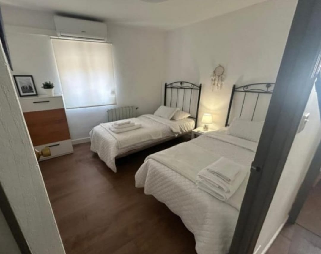 Casa Mencia photo 6, villa accommodation in Camponaraya on the Camino Frances