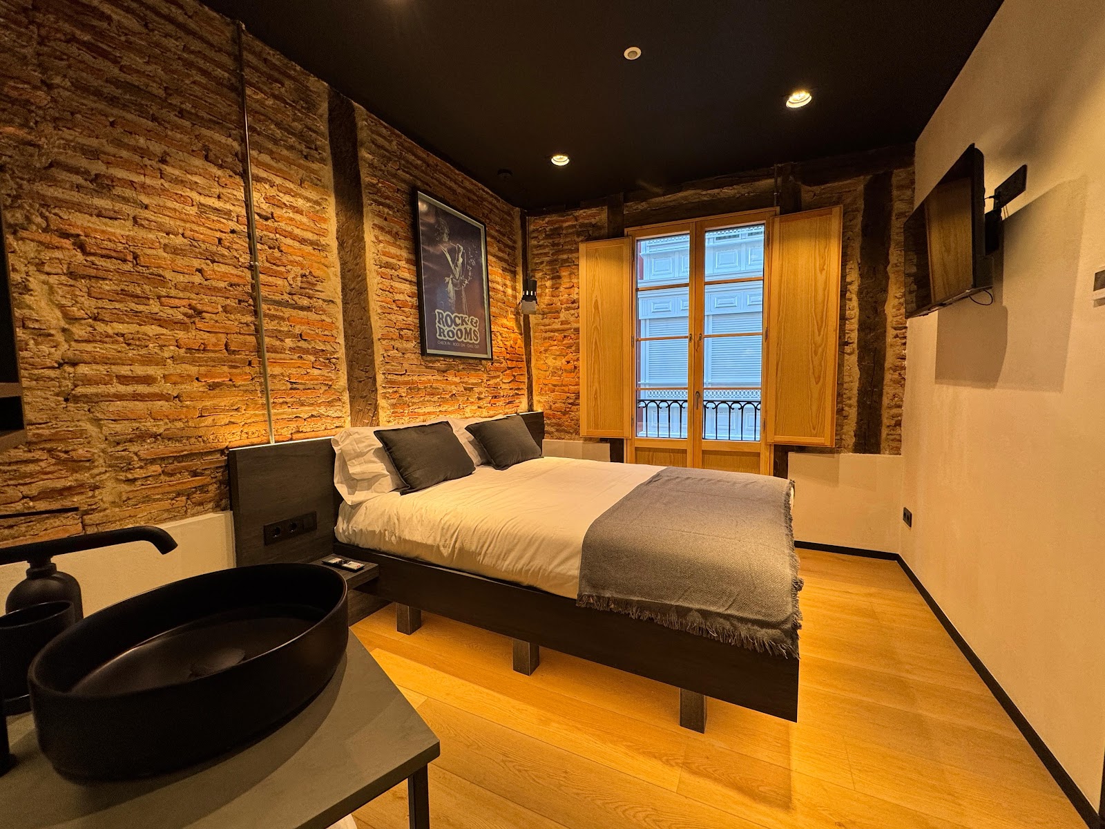 Rock&Rooms photo 2, guesthouse accommodation in Bilbao on the Camino del Norte