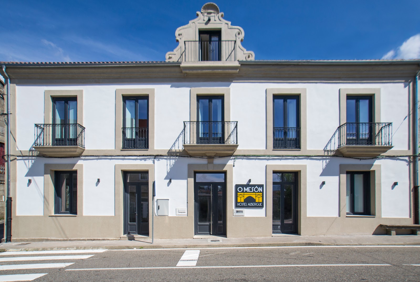 Hostel Albergue O Mesón, albergue accommodation in Arcade on the Camino Portuguese