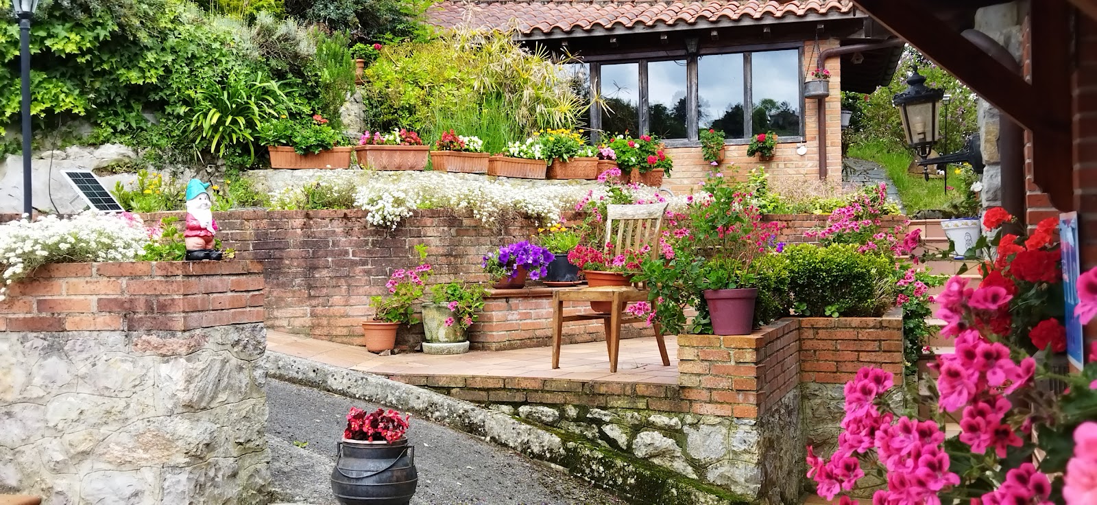 The cottage Corberu, guesthouse accommodation in Ribadesella on the Camino del Norte