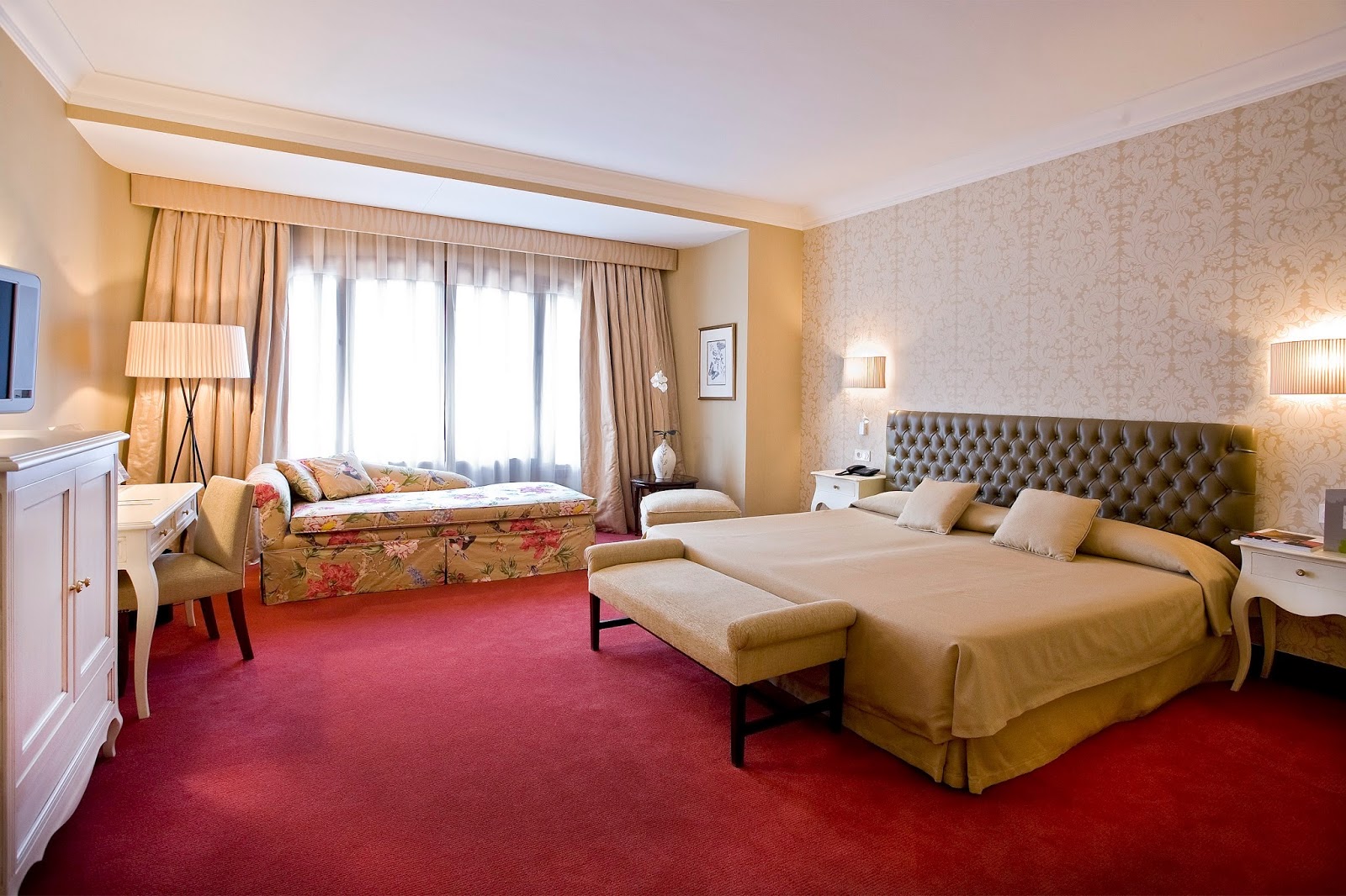 Hotel Carlton photo 2, hotel accommodation in Bilbao on the Camino del Norte