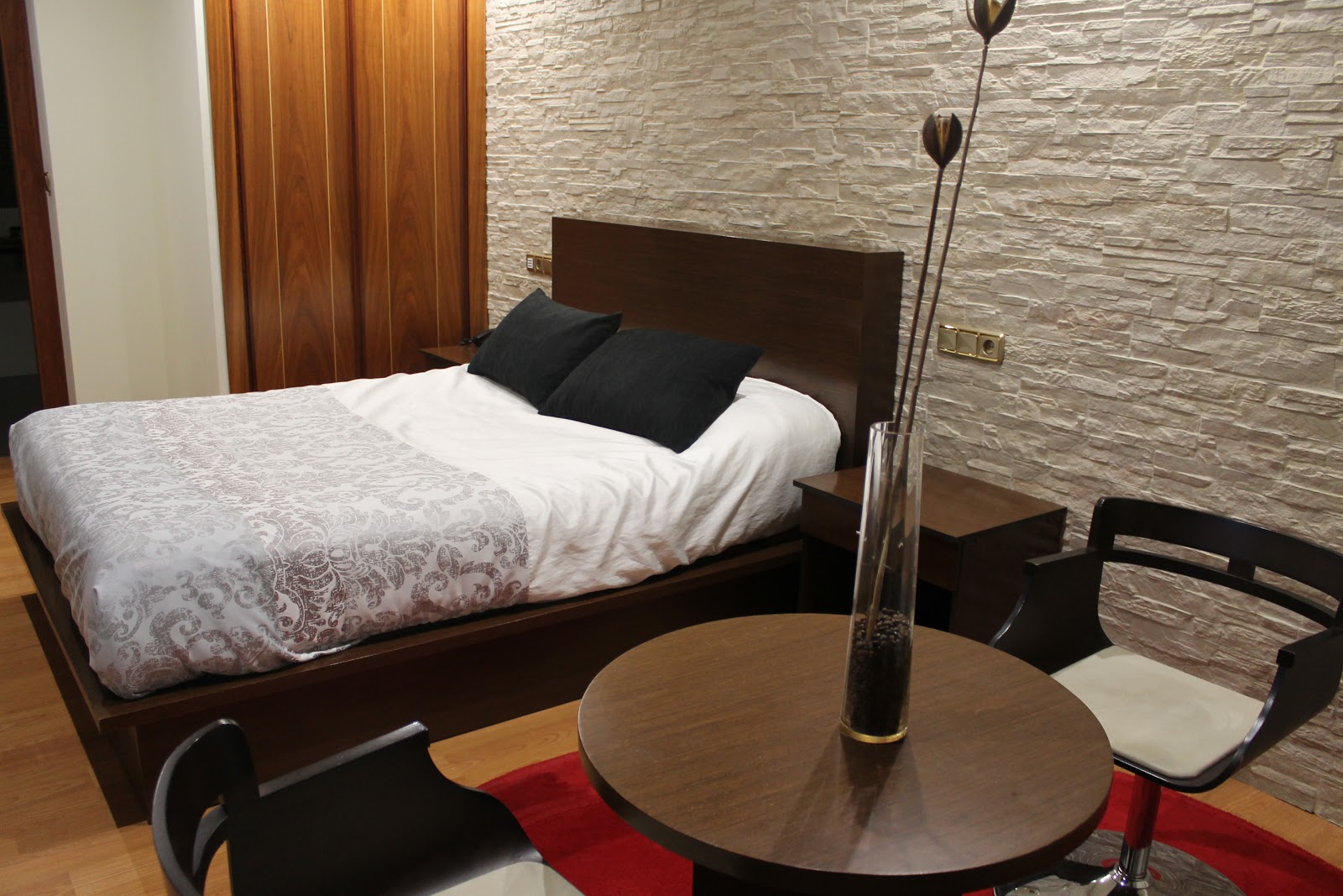 El Castillo photo 8, hotel accommodation in Ponferrada on the Camino Frances