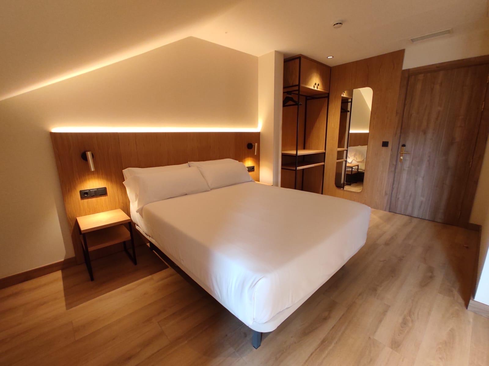 FC LOS CUBOS AUTO CHECK-IN photo 2, accommodation listing in León on the Camino Frances