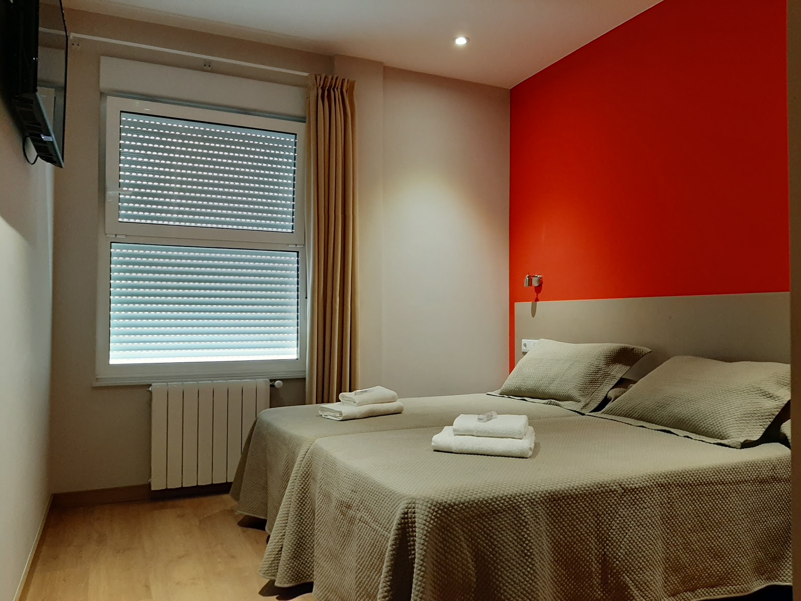 Hosteria de Gonzar photo 5, albergue accommodation in Gonzar on the Camino Frances