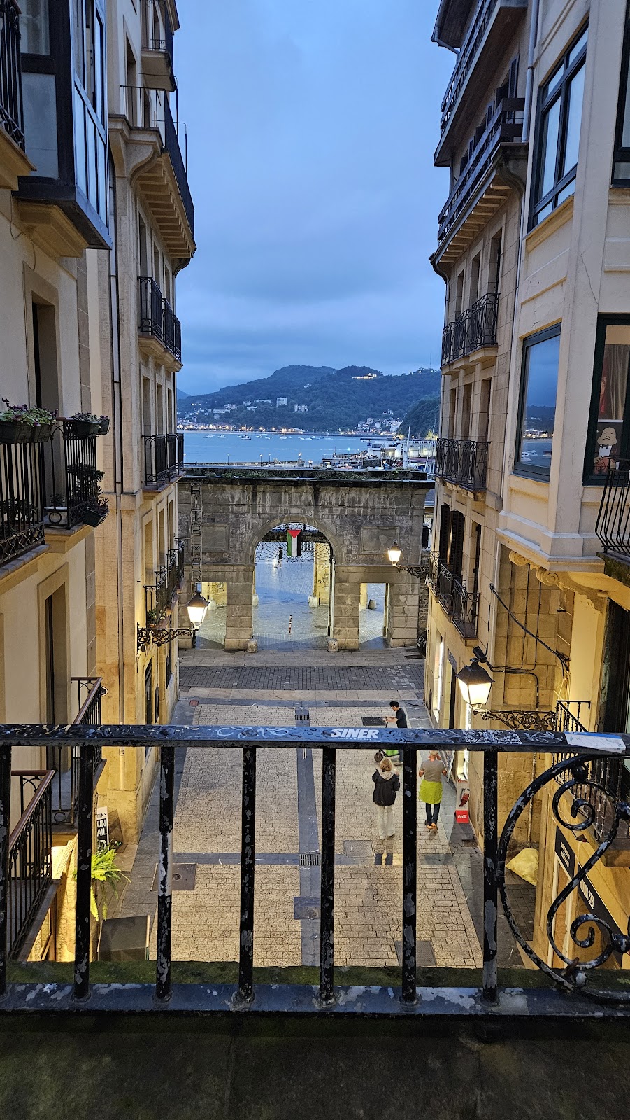 Pension El Puerto photo 10, pension accommodation in San Sebastian on the Camino del Norte