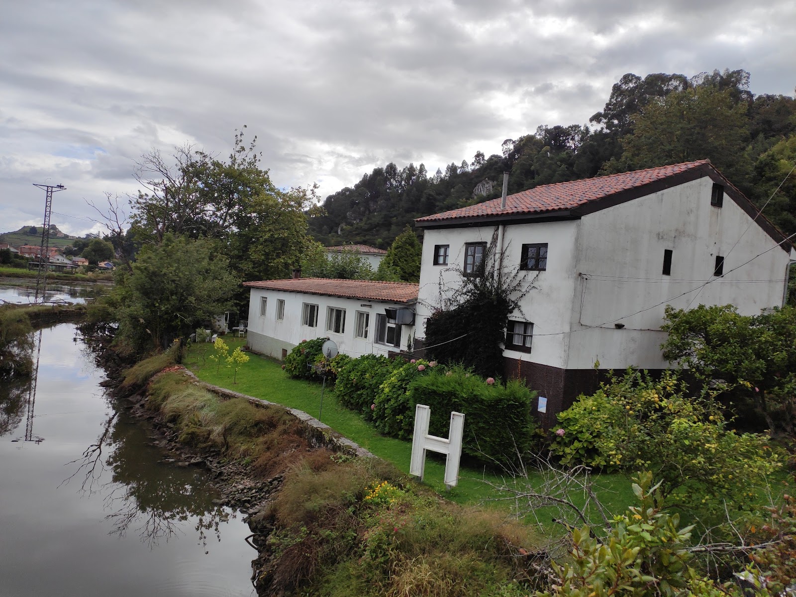 Puente del Pilar, pension accommodation in Ribadesella on the Camino del Norte