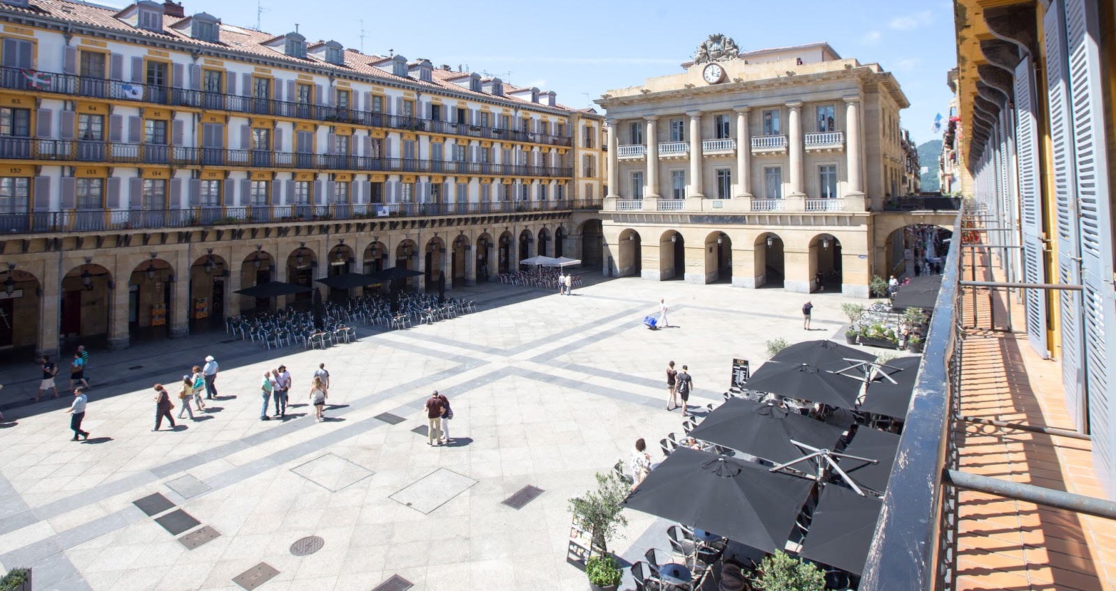 Central Roomss photo 3, guesthouse accommodation in San Sebastian on the Camino del Norte