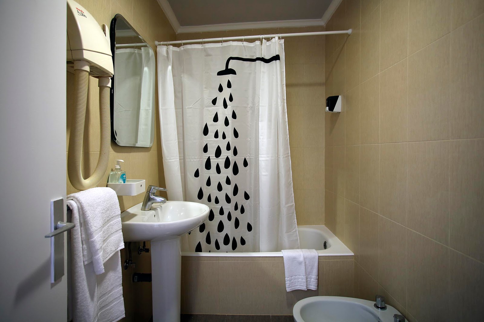 Casual Gurea photo 3, hotel accommodation in Bilbao on the Camino del Norte