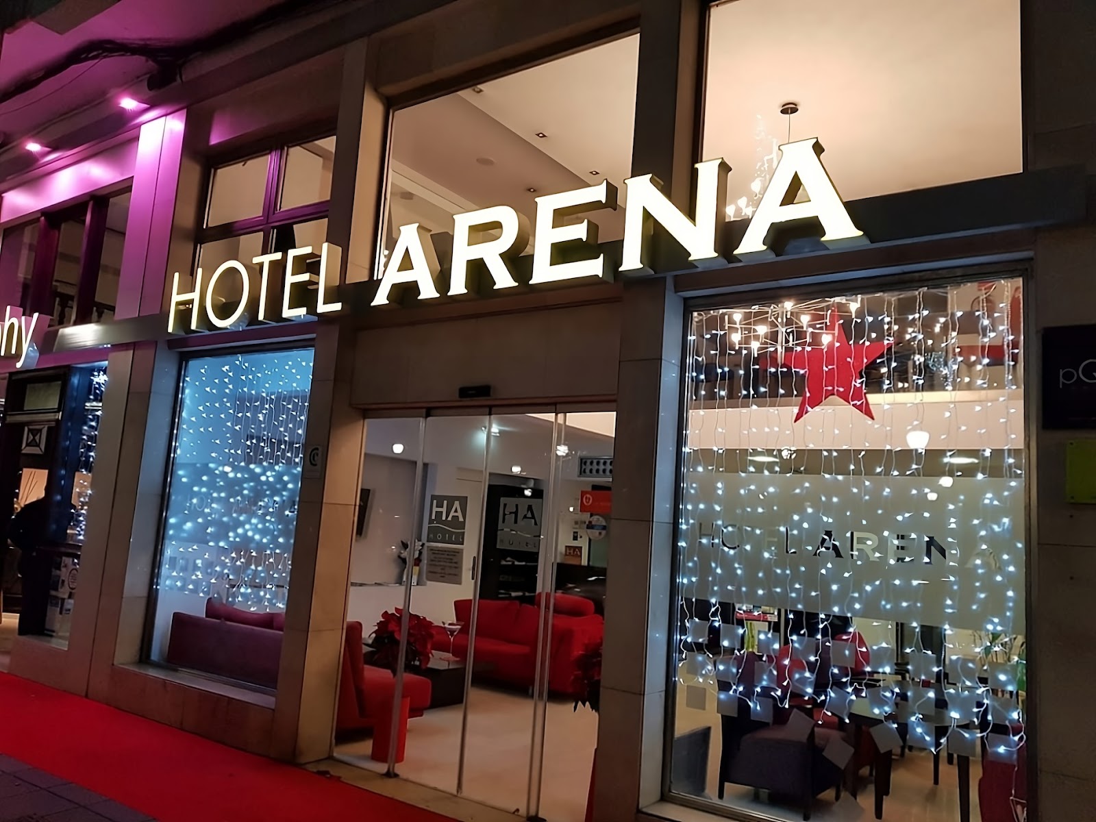 Hotel Arena, hotel accommodation in Gijón on the Camino del Norte