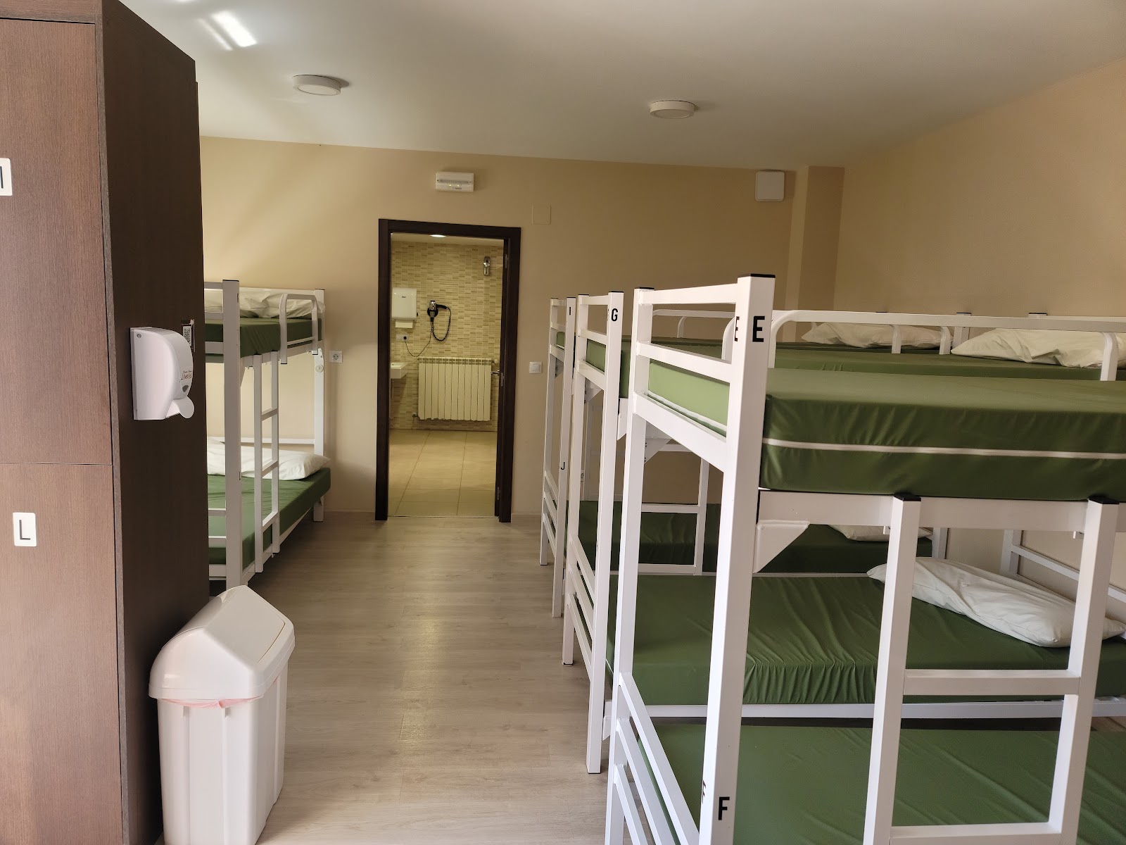 Pensión-Albergue Lemos photo 2, guesthouse accommodation in Triacastela on the Camino Frances
