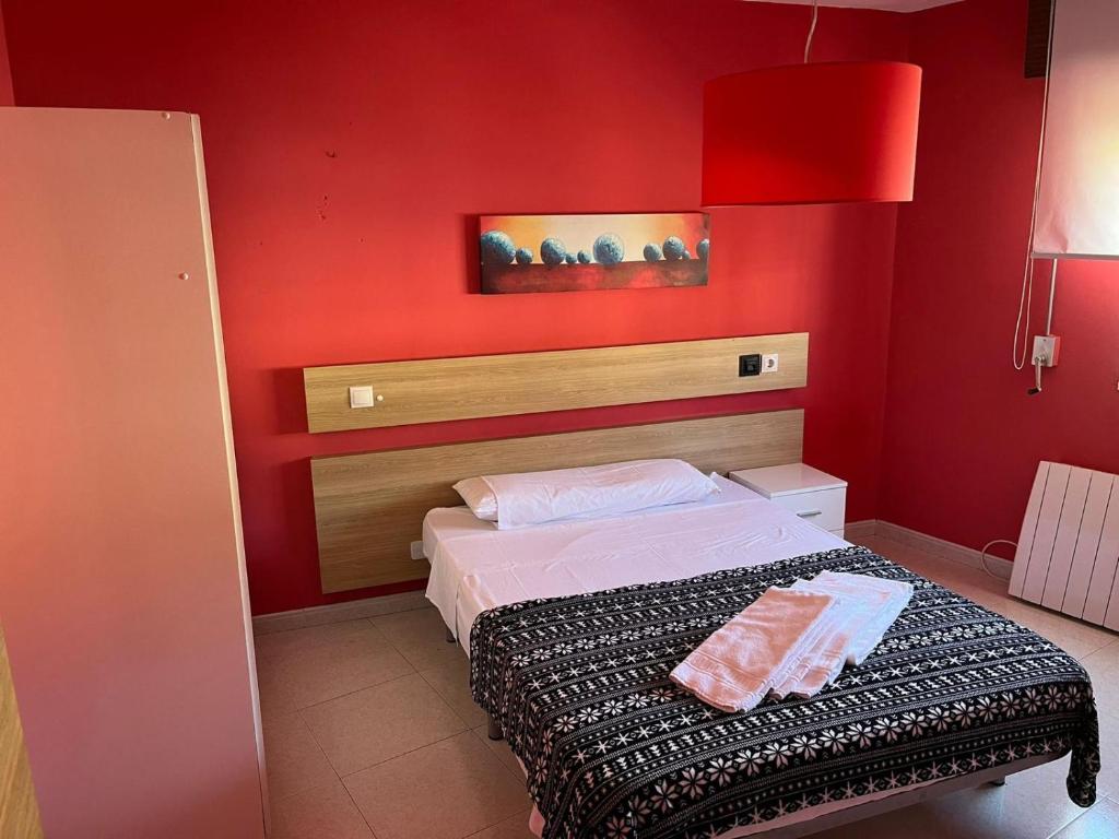 Residencia Vista Alegre, albergue accommodation in Santiago de Compostela on the Camino Frances