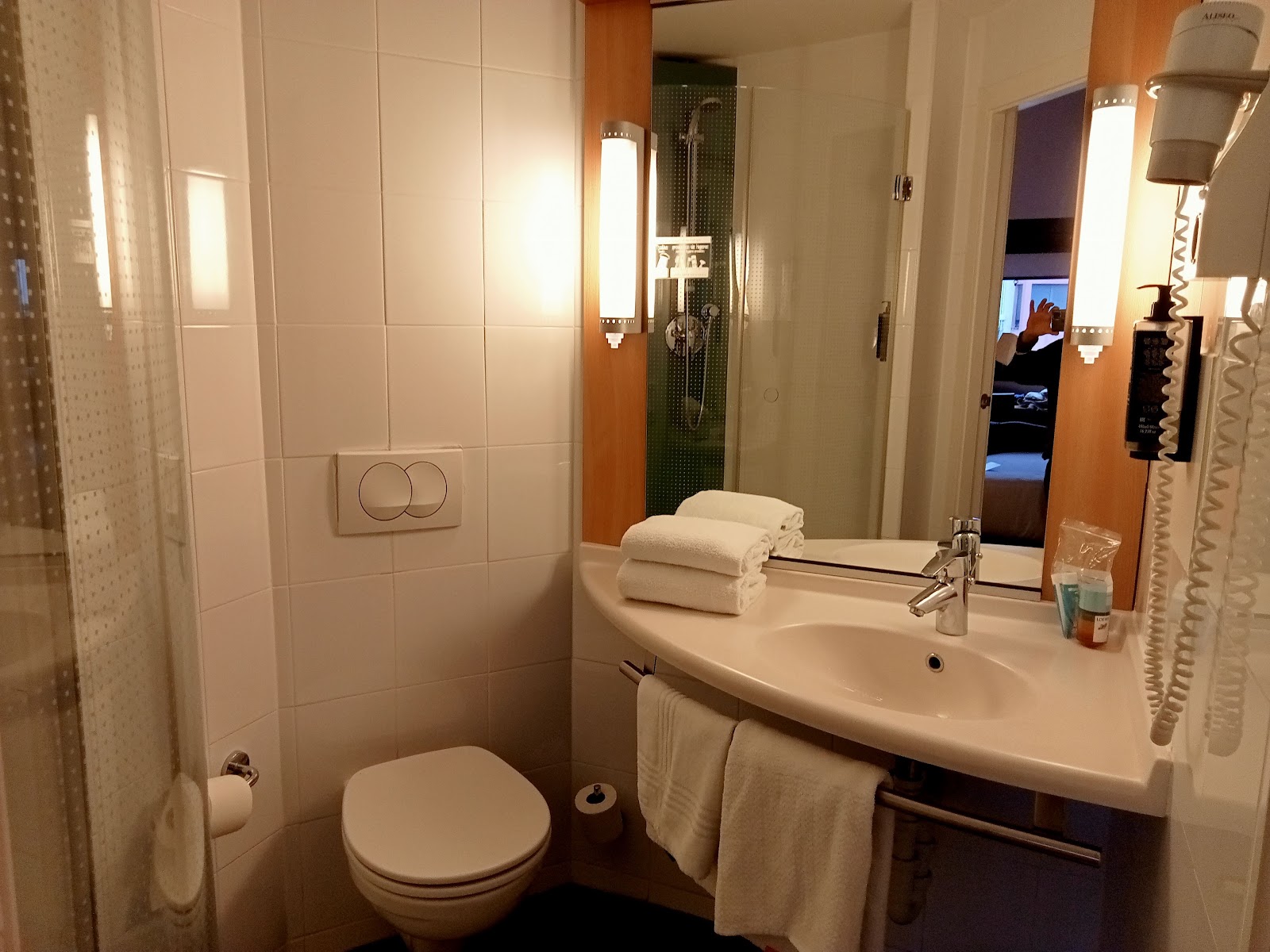 ibis Bilbao Centro photo 3, hotel accommodation in Bilbao on the Camino del Norte