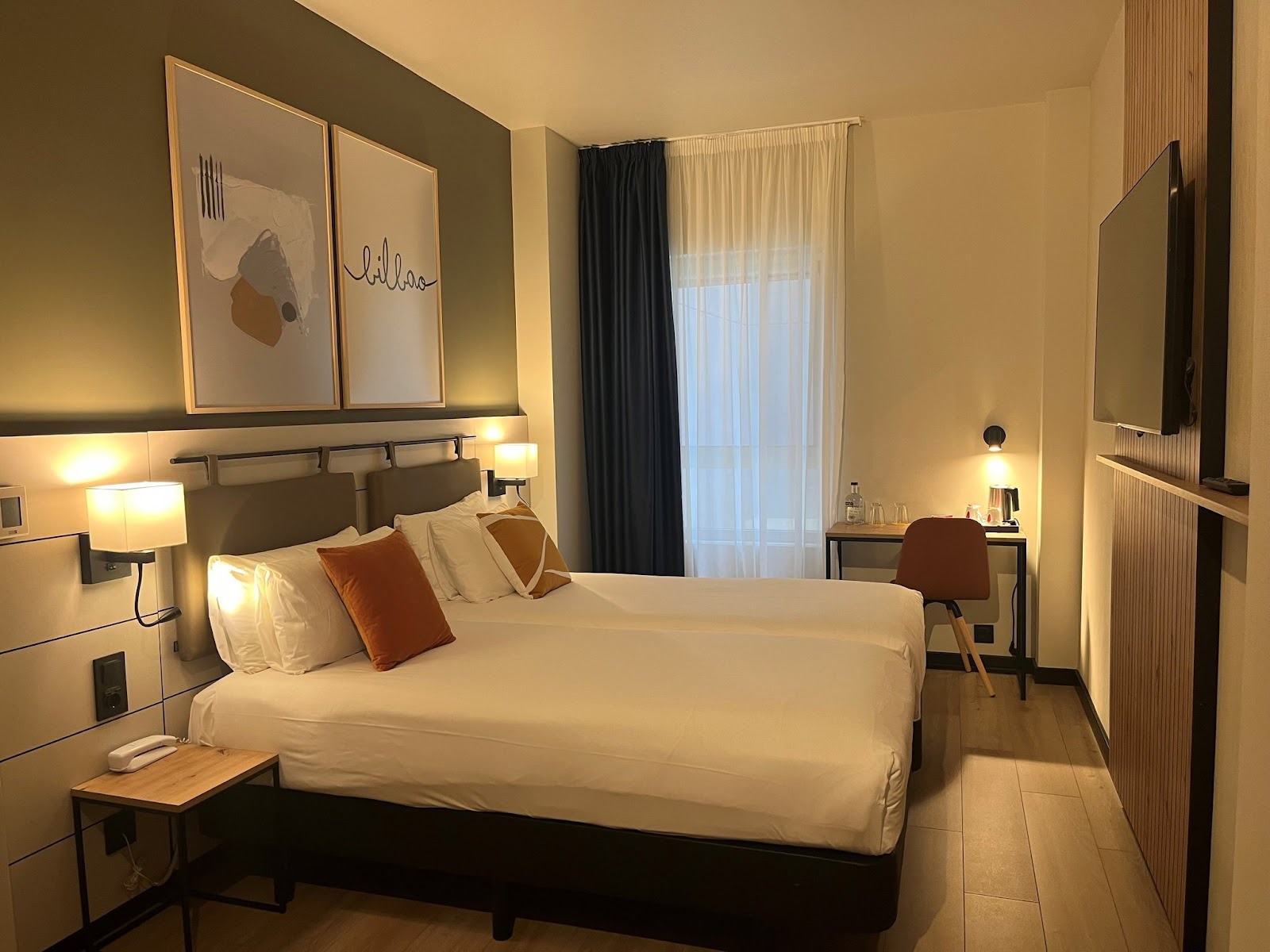 voco Bilbao - City by IHG photo 2, hotel accommodation in Bilbao on the Camino del Norte
