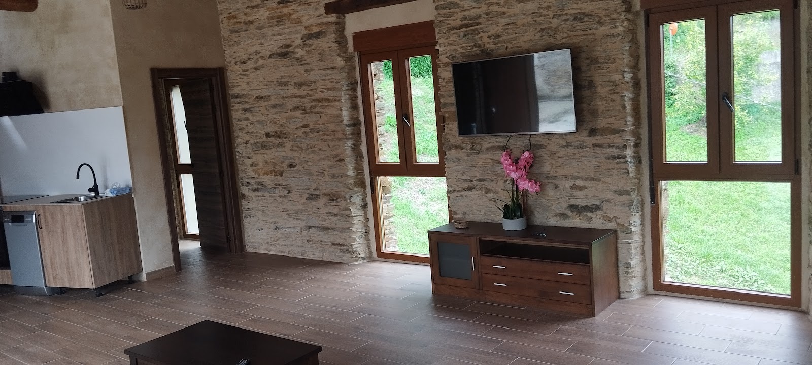 Casa Minerva photo 3, guesthouse accommodation in Bisonte on the Camino del Norte