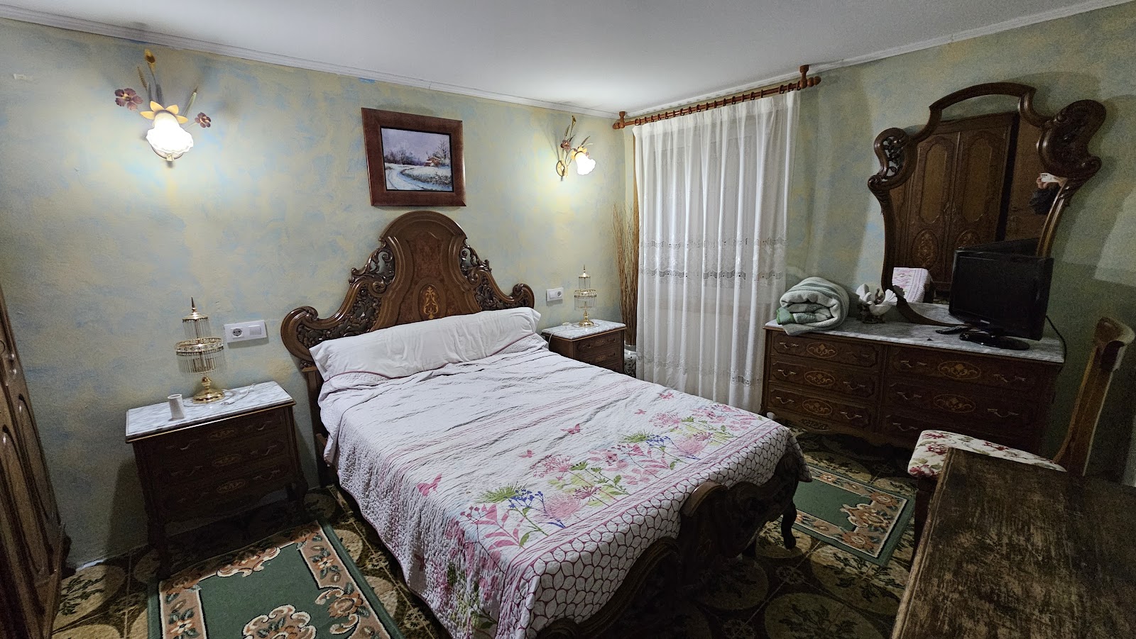 Casa Victoria photo 2, guesthouse accommodation in Cirueña on the Camino Frances