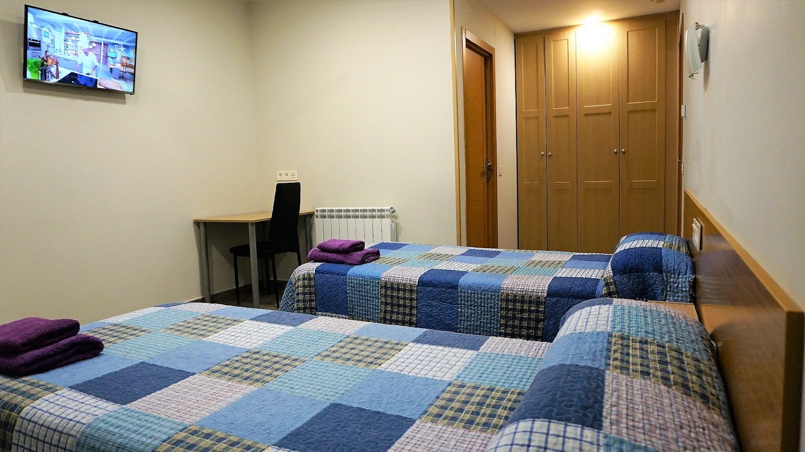 Alojamientos Calfred photo 2, guesthouse accommodation in Logroño on the Camino Frances