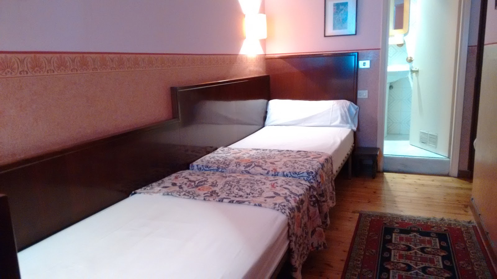 Albergue Villaviciosa photo 6, albergue accommodation in Villaviciosa on the Camino del Norte