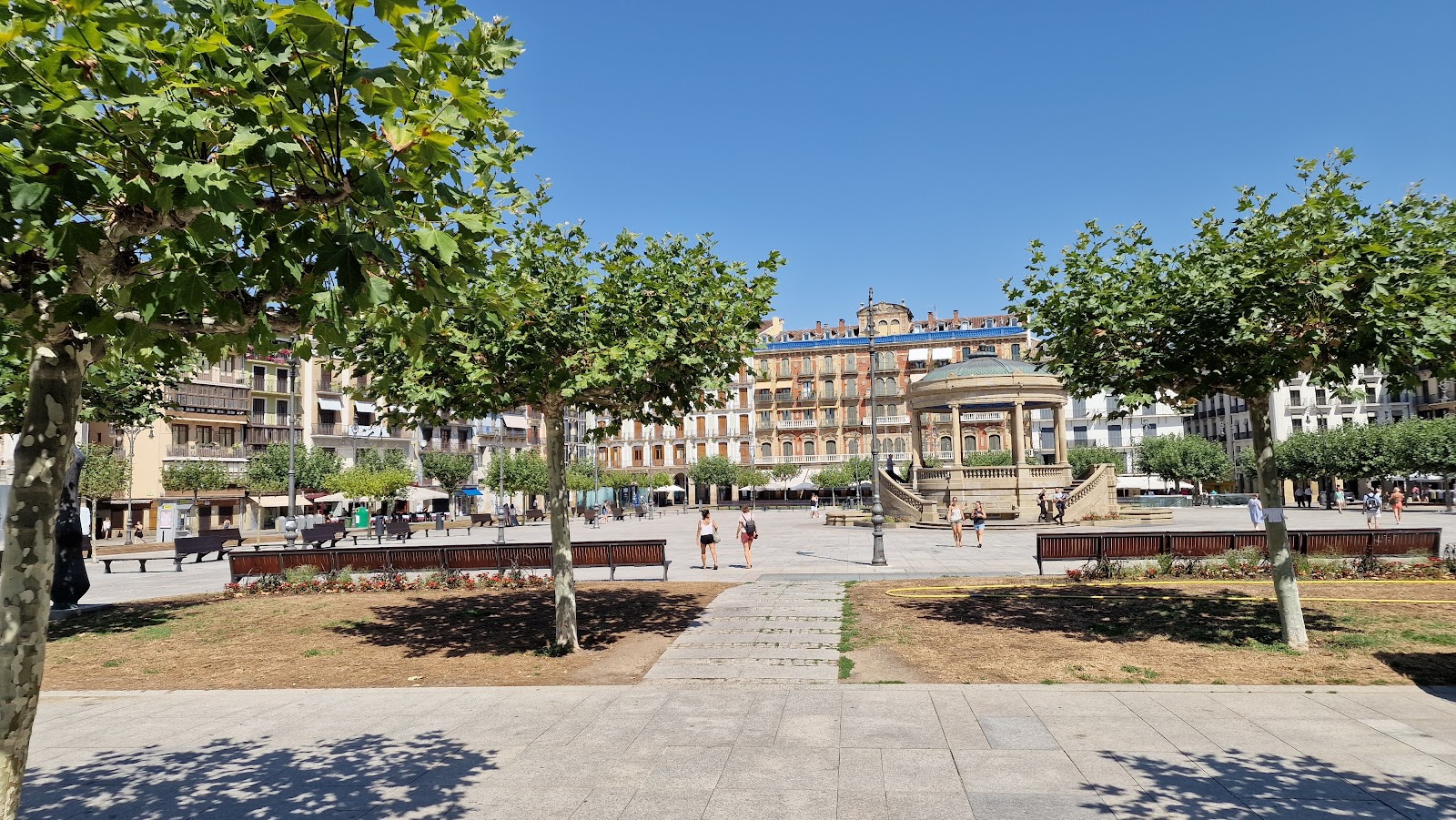 Hostal Espoz y Mina, guesthouse accommodation in Pamplona on the Camino Frances