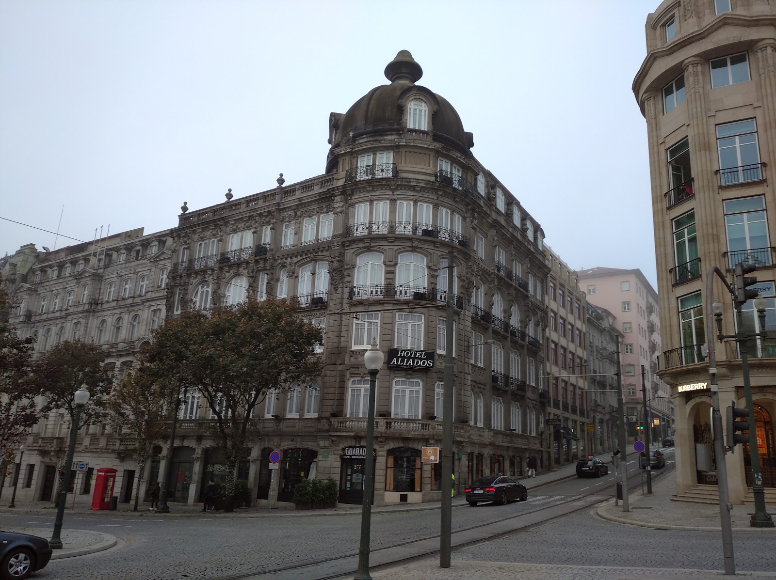 Nations Porto - Studios & Suites photo 9, guesthouse accommodation in Porto on the Camino Portuguese