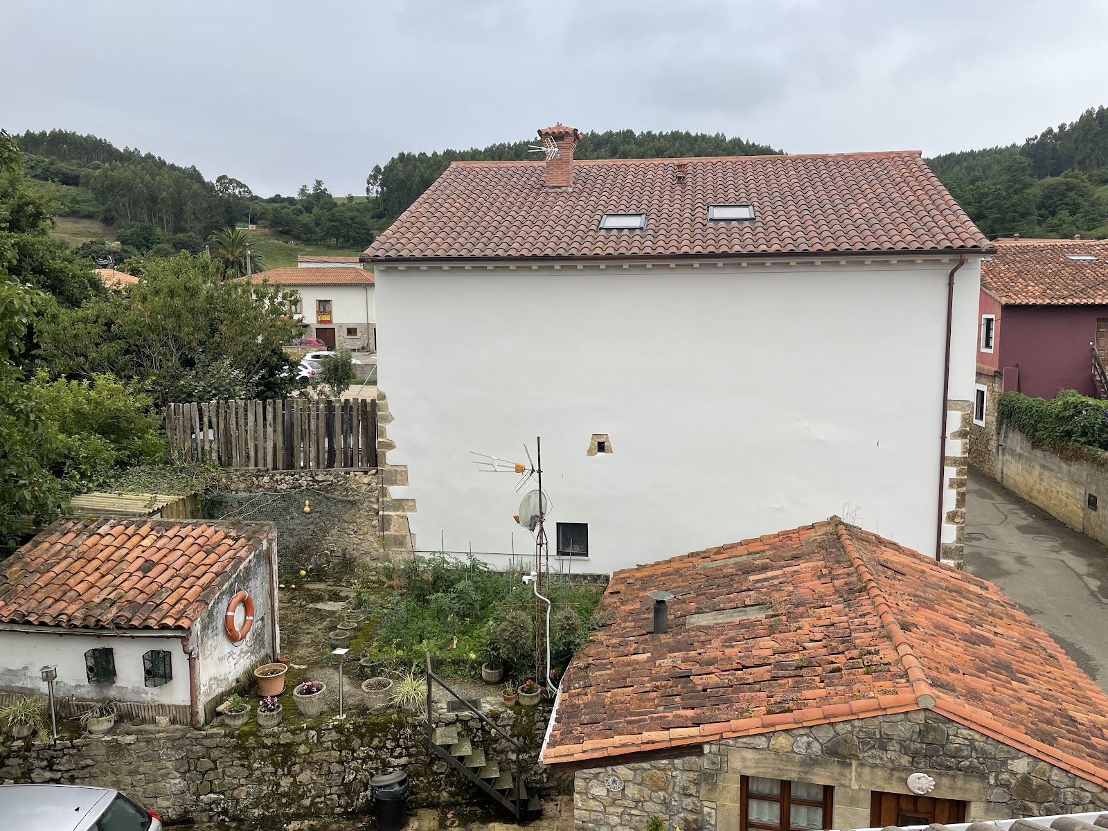 Posada El Pescador, hotel accommodation in Oreña on the Camino del Norte