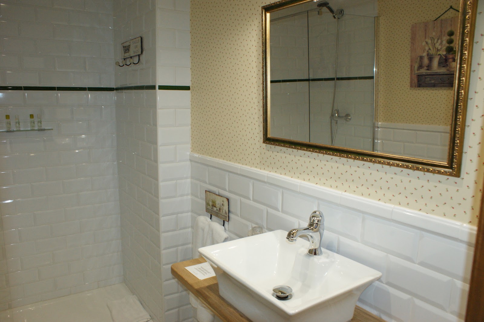Hotel Colonial de Santillana · Santillana del Mar - Cantabria photo 9, hotel accommodation in Santillana del Mar on the Camino del Norte