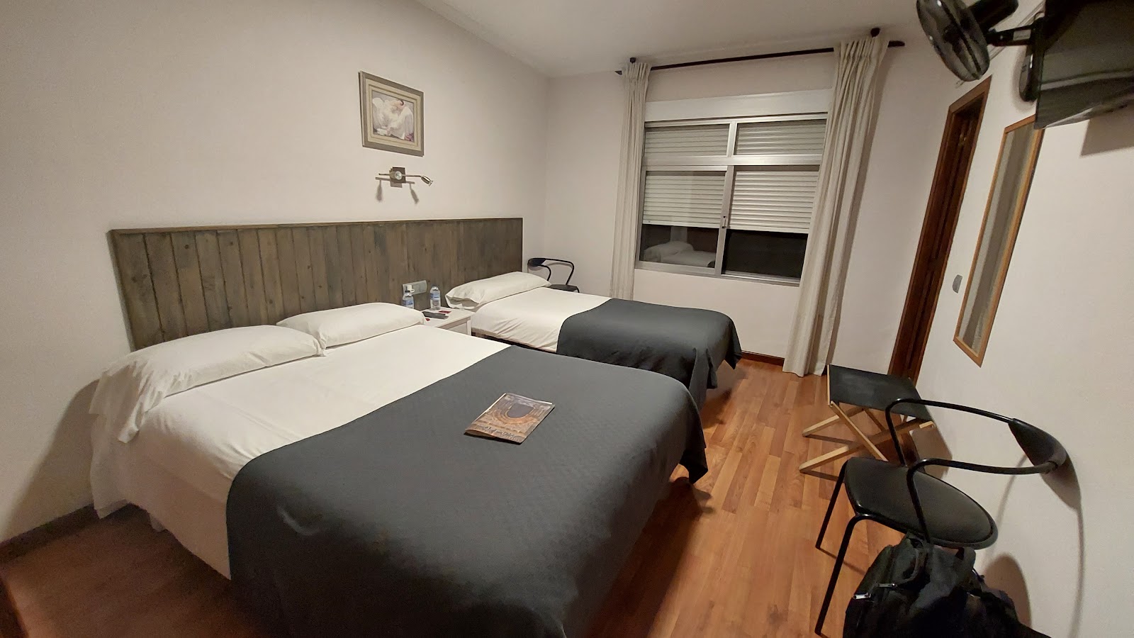 Hostal El Cruce photo 2, guesthouse accommodation in Villafranca del Bierzo on the Camino Frances
