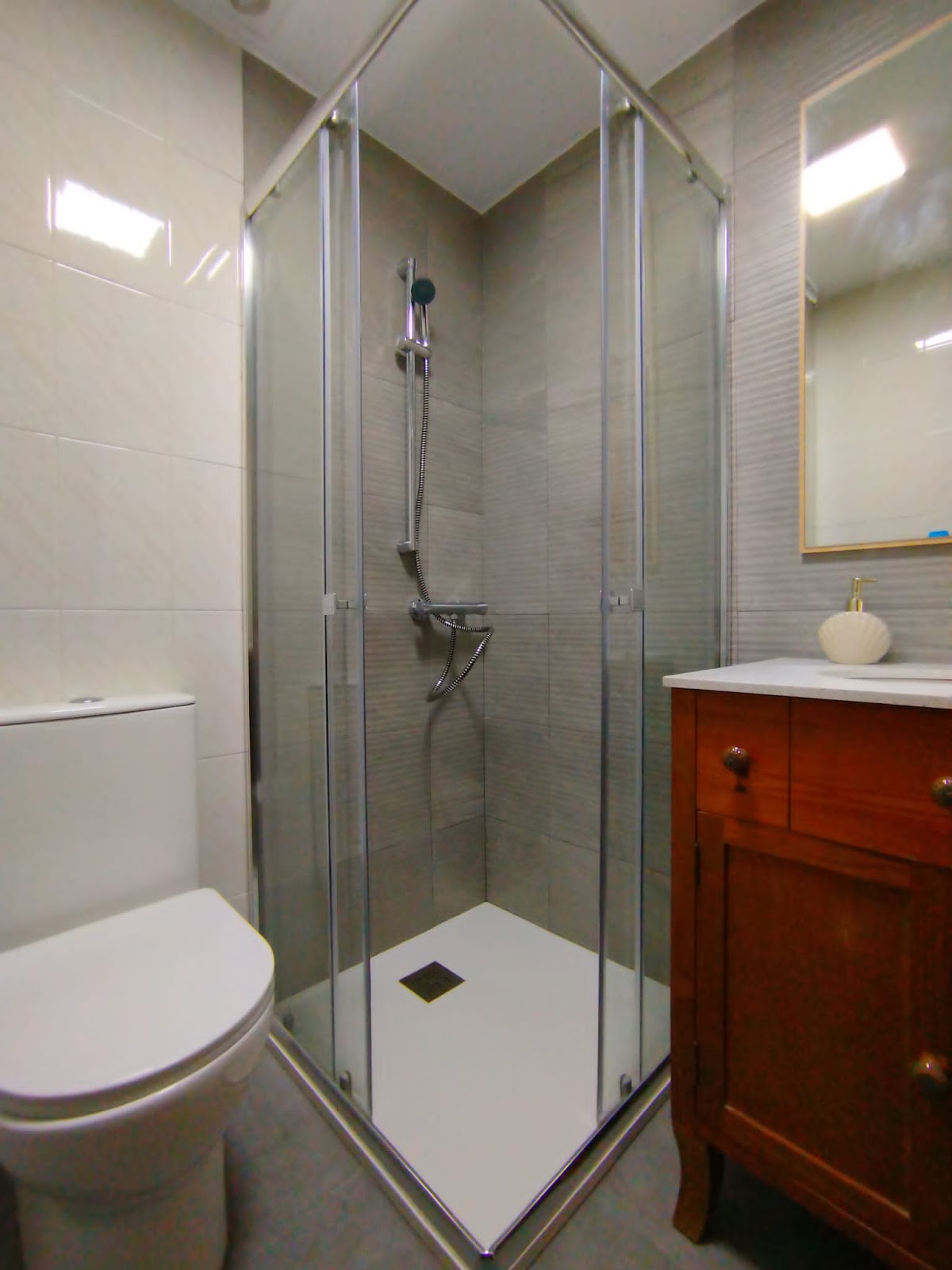 APARTAMENTO MARSAN photo 3, apartment accommodation in Arzúa on the Camino Frances