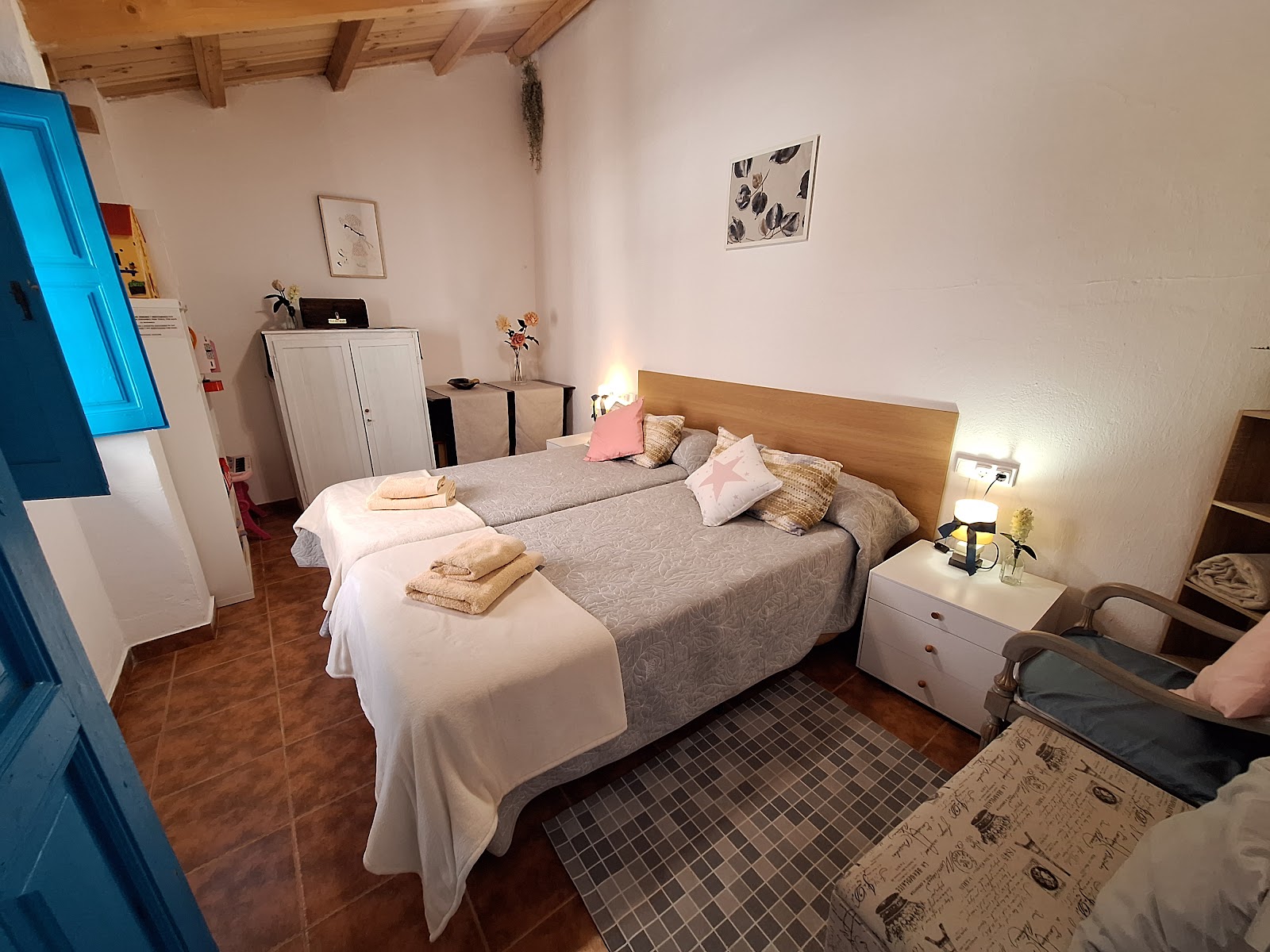 Casa Pita photo 10, villa accommodation in San Justo de la Vega on the Camino Frances