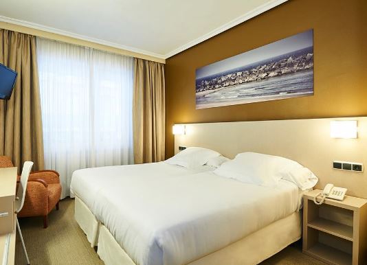Parma photo 5, hotel accommodation in San Sebastian on the Camino del Norte