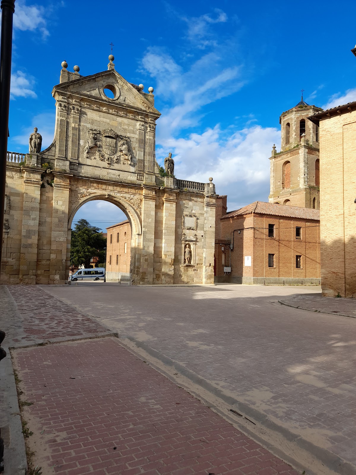 Dormero Hotel y Albergue, guesthouse accommodation in Sahagún on the Camino Frances