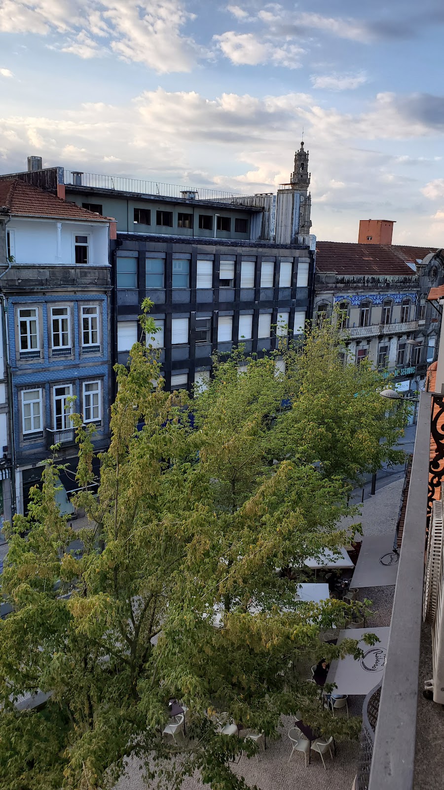 Pinho Apartments, Studios and Rooms, guesthouse accommodation in Porto on the Camino Portuguese