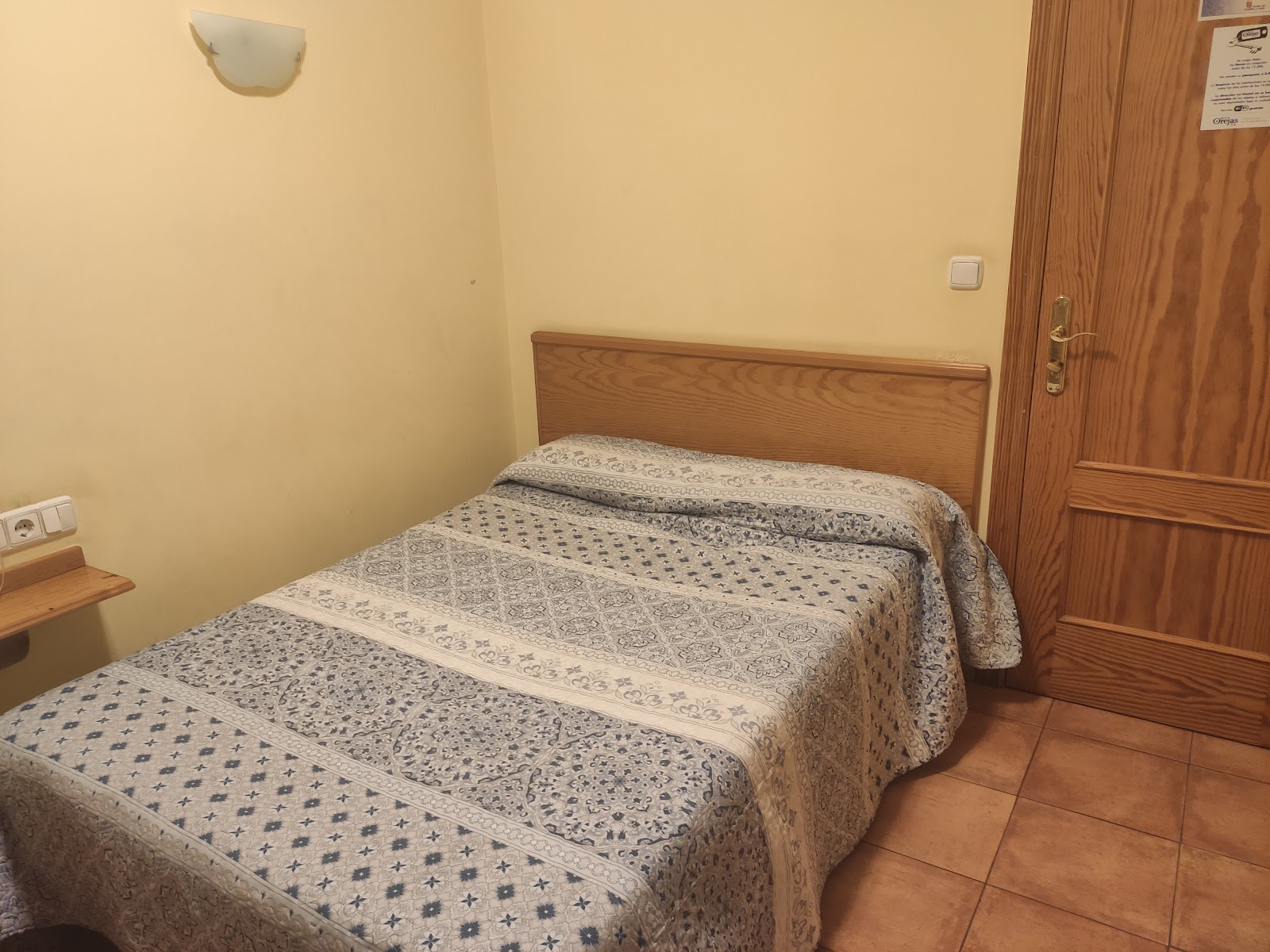 Hostal Orejas photo 9, guesthouse accommodation in León on the Camino Frances
