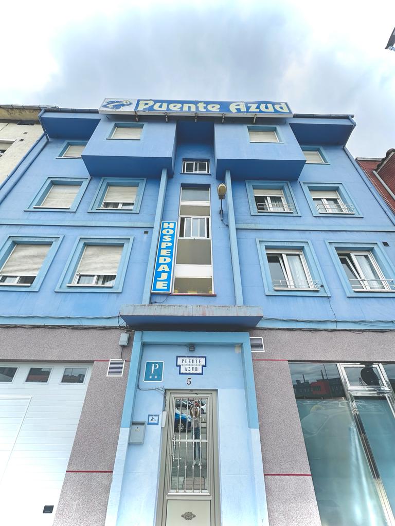 Hostal Puente Azud, guesthouse accommodation in Avilés on the Camino del Norte
