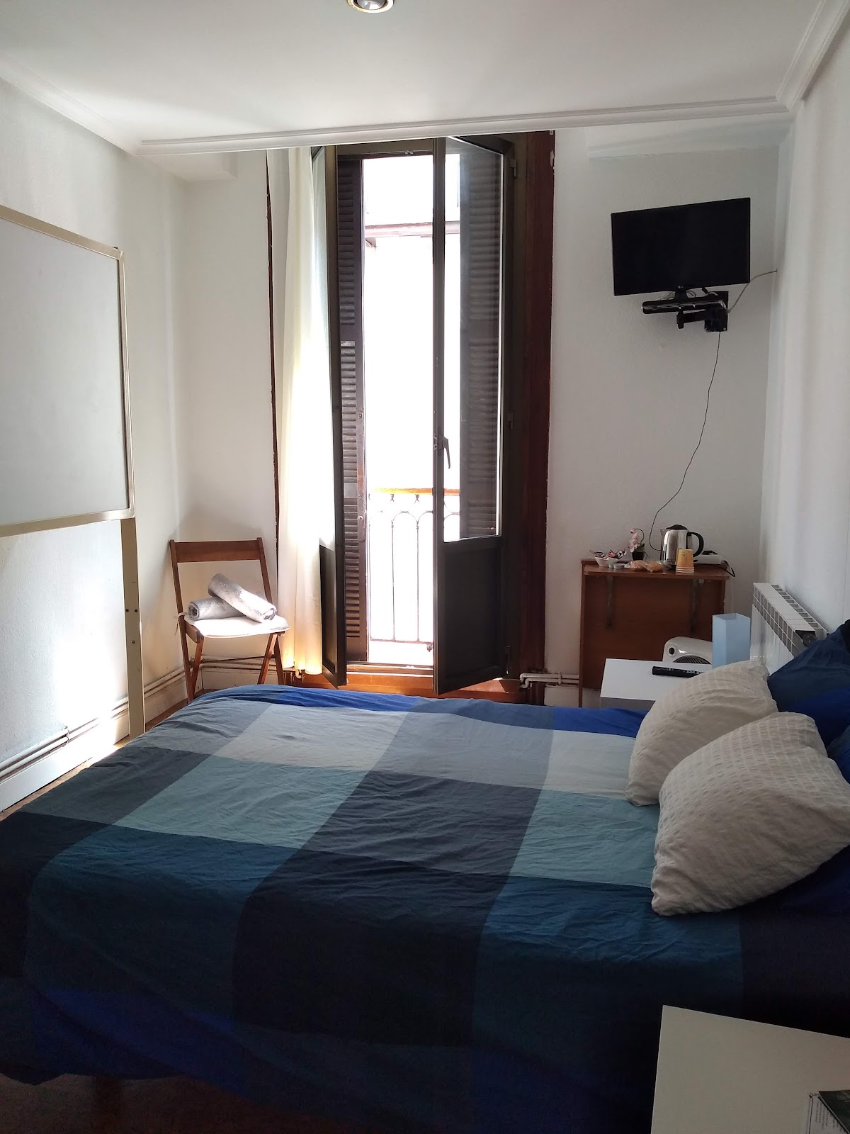 Beach Break Guesthouse photo 10, guesthouse accommodation in San Sebastian on the Camino del Norte