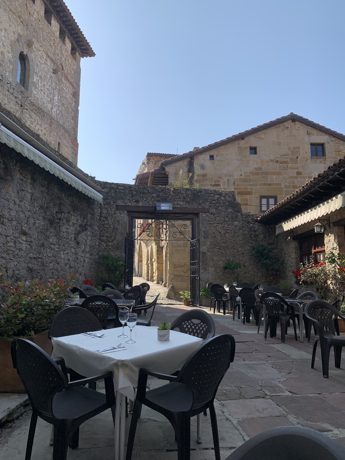 Hotel Altamira photo 9, hotel accommodation in Santillana del Mar on the Camino del Norte