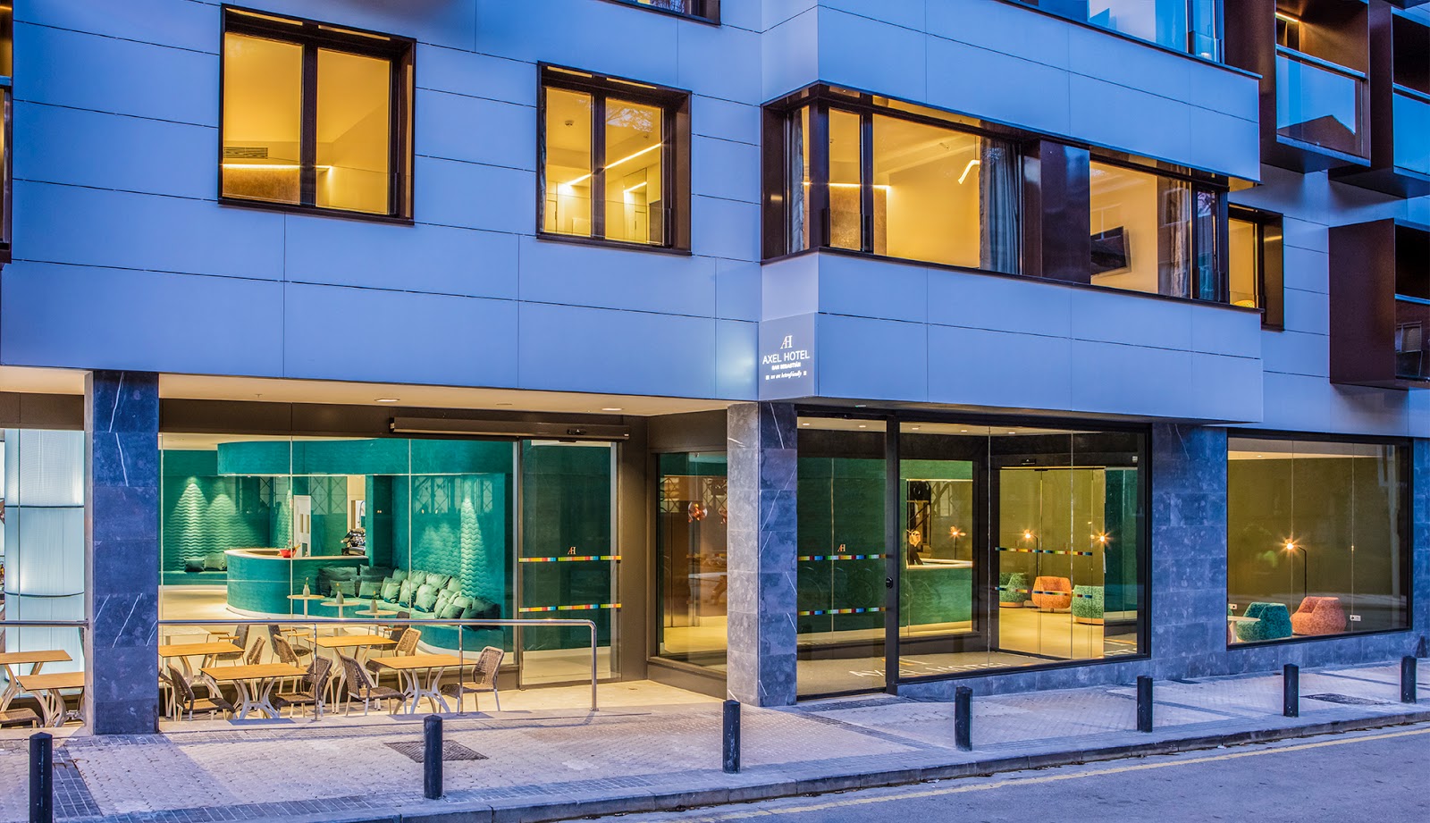 Axel Hotel San Sebastian, hotel accommodation in San Sebastian on the Camino del Norte