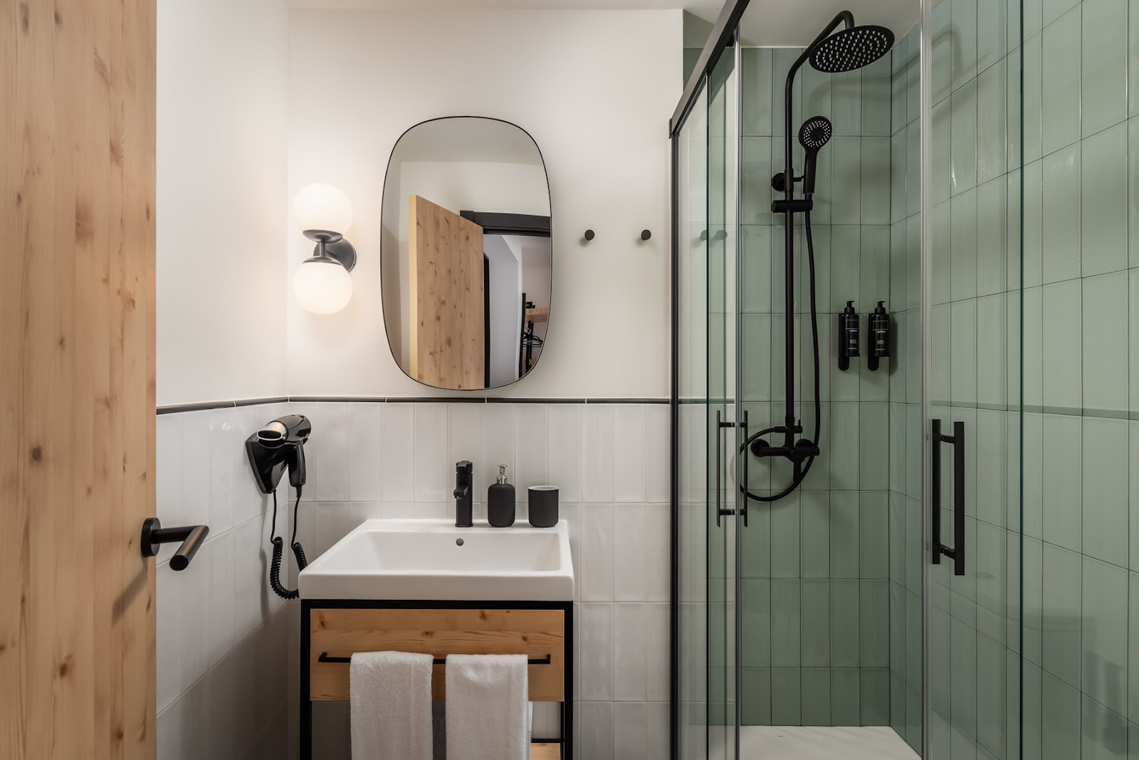 BYPILLOW Irala | Boutique hotel en Iralabarri photo 3, hotel accommodation in Bilbao on the Camino del Norte
