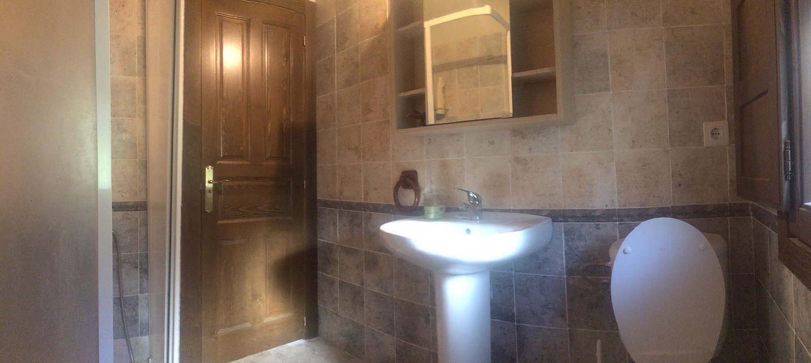 Vivienda vacacional Los Nogales photo 5, villa accommodation in Cuerres on the Camino del Norte